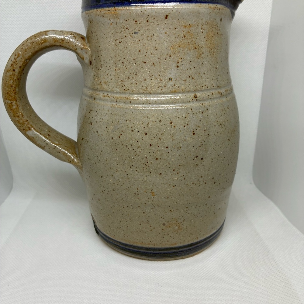 Salt Glazed Pottery Pitcher “Eureka Illinois” 6.5 Inches Stamped And Signed - Picture 2 of 6